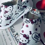 Top Egyedi AIR és AIR LIGHTY papucsok Terlik stílusos színes AIR cipő – hello kitty papucs sarokpánttal 4