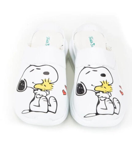 Terlik stílusos színes AIR cipő – Snoopy papucs Egyedi AIR és AIR LIGHTY papucsok terlikpapucs.hu